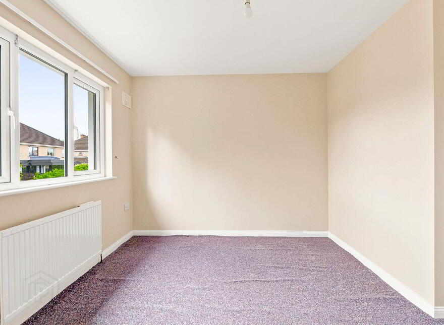 251 The Oaks, Newbridge, W12V303