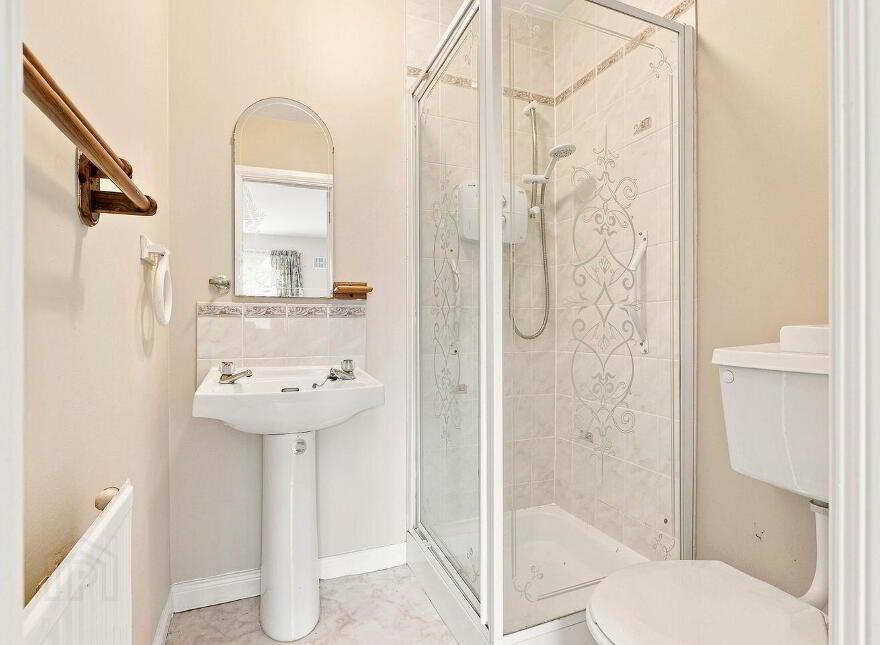 251 The Oaks, Newbridge, W12V303