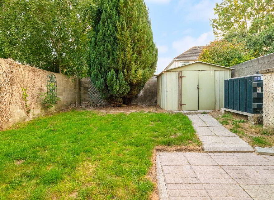 251 The Oaks, Newbridge, W12V303