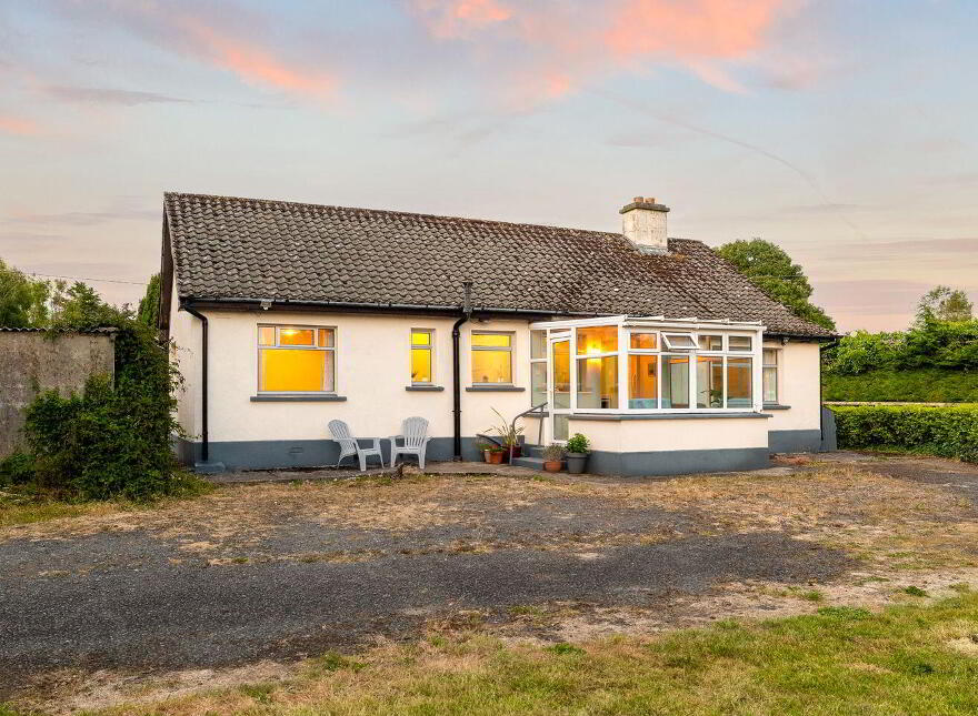 Great Connell, Newbridge, W12RP84