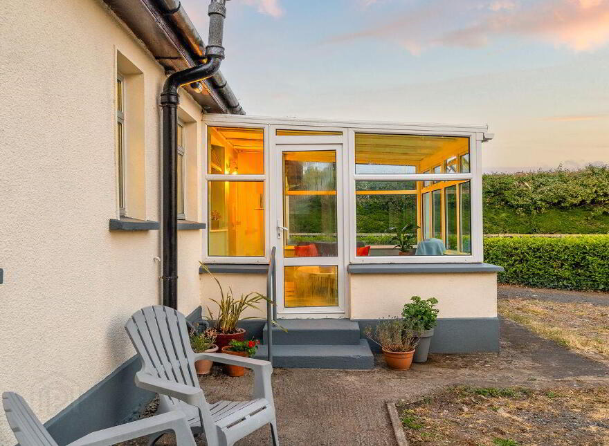 Great Connell, Newbridge, W12RP84