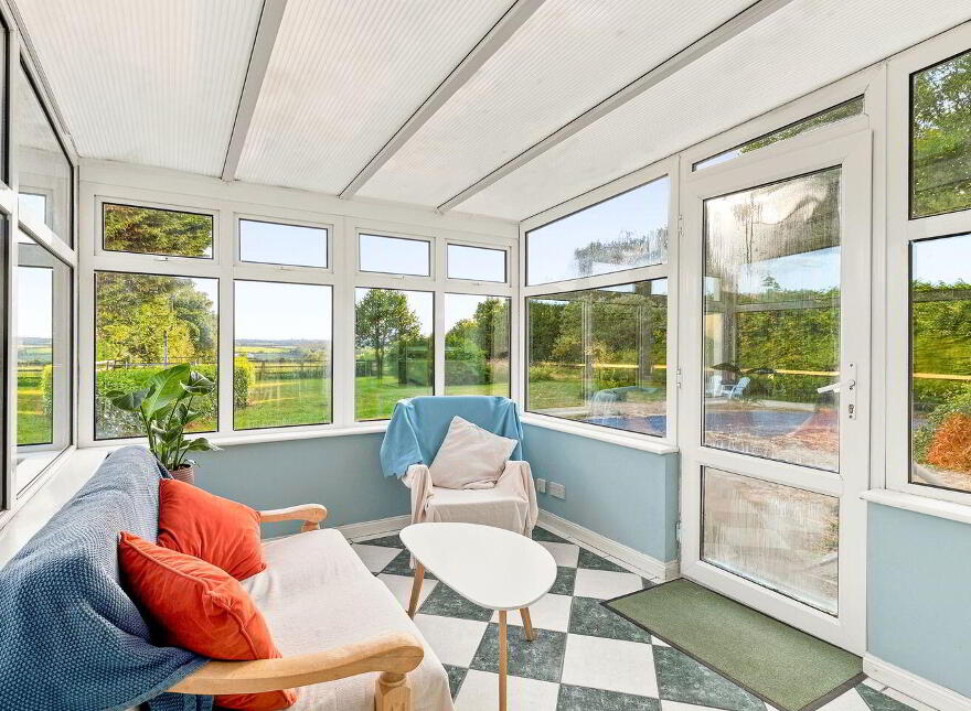 Great Connell, Newbridge, W12RP84