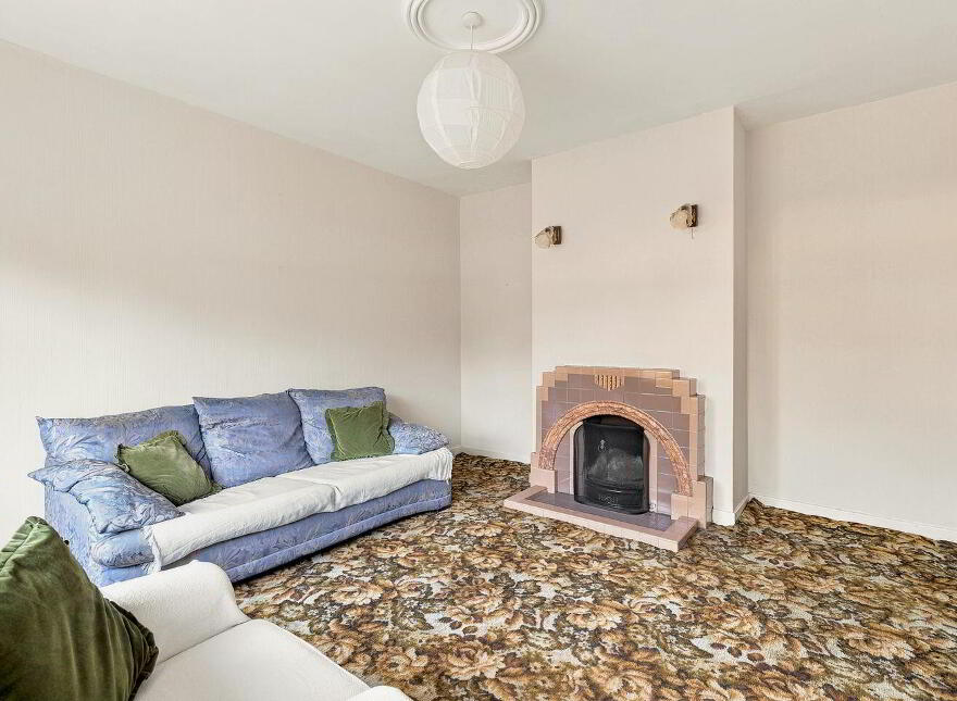 Great Connell, Newbridge, W12RP84