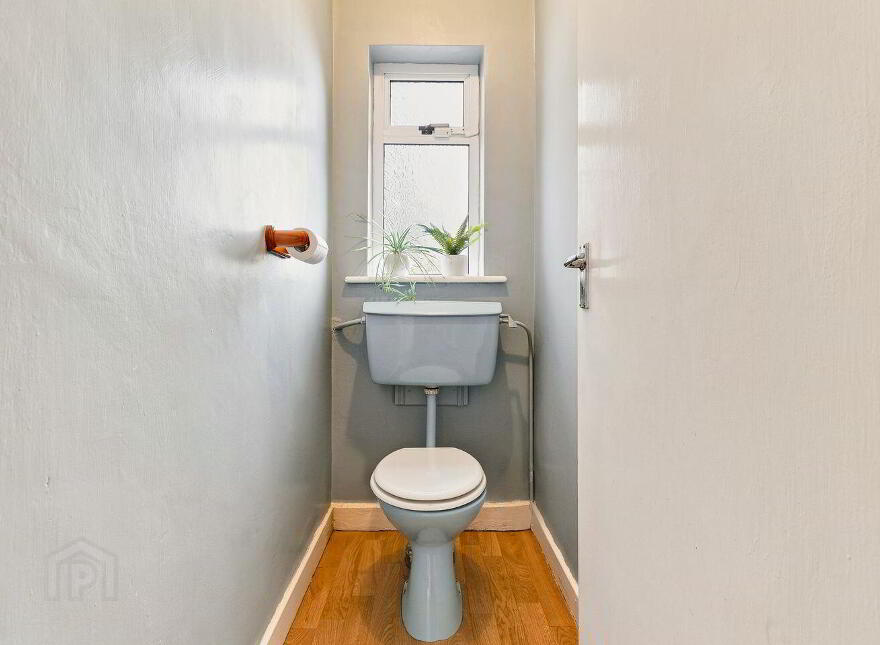Great Connell, Newbridge, W12RP84