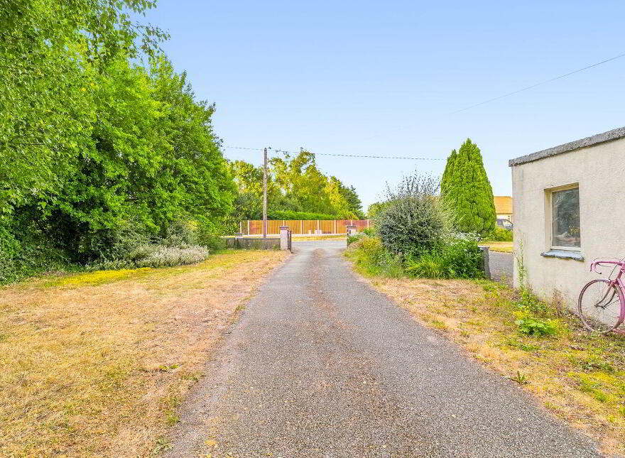 Great Connell, Newbridge, W12RP84