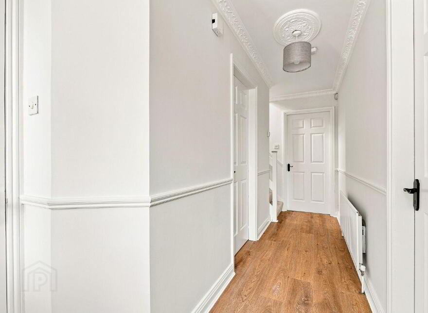 63 The Oaks, Newbridge, W12EY27