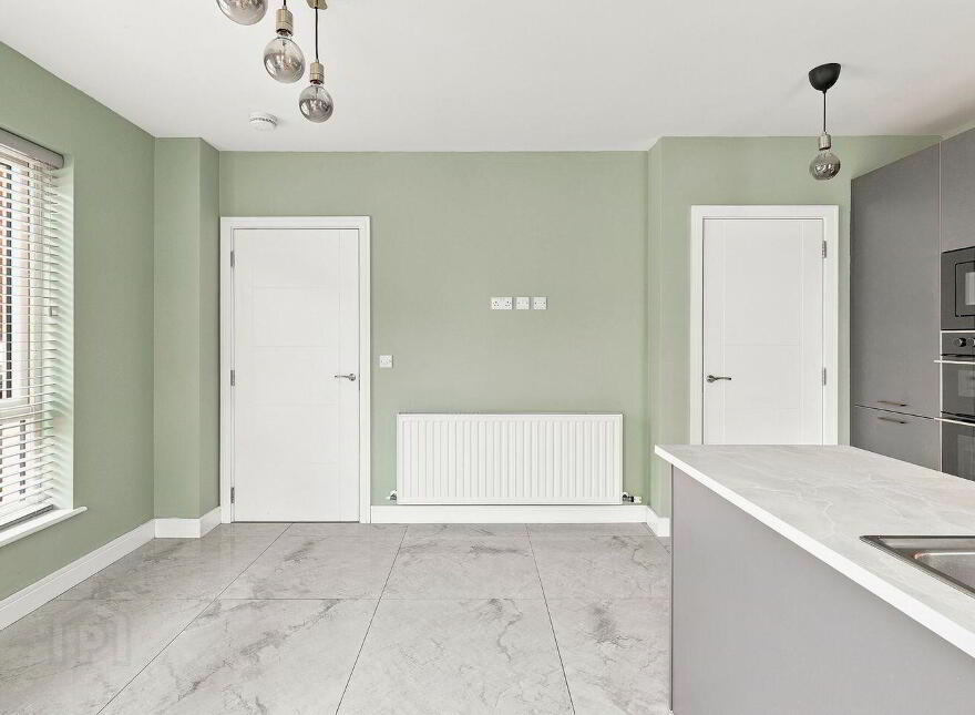 20 Whitethorn Place, Naas, W91E9TN