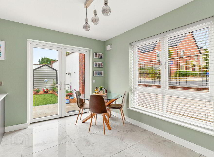 20 Whitethorn Place, Naas, W91E9TN