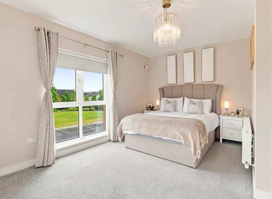 20 Whitethorn Place, Naas, W91E9TN