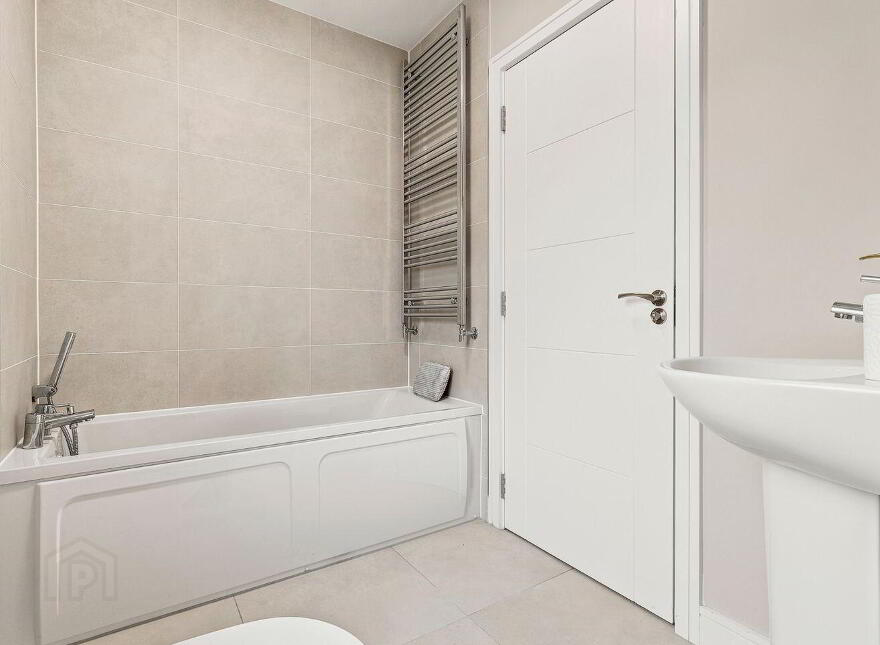 20 Whitethorn Place, Naas, W91E9TN