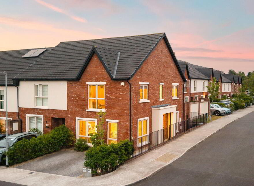 20 Whitethorn Place, Naas, W91E9TN