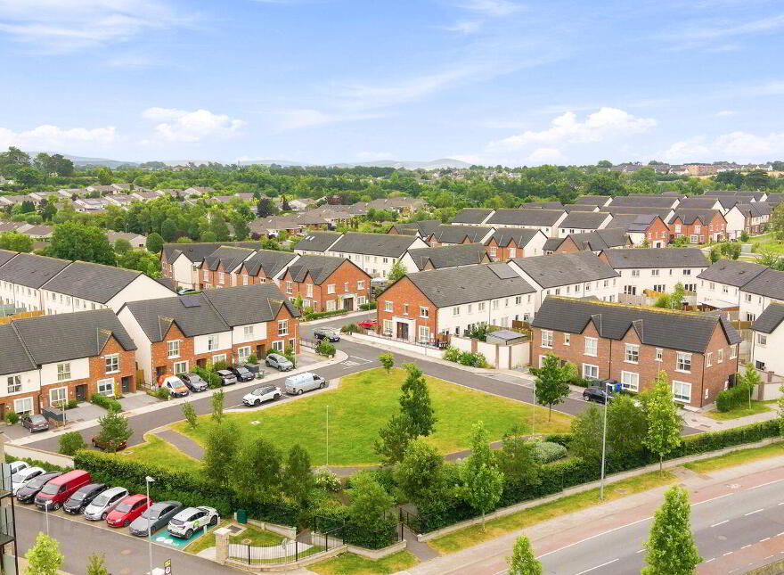 20 Whitethorn Place, Naas, W91E9TN
