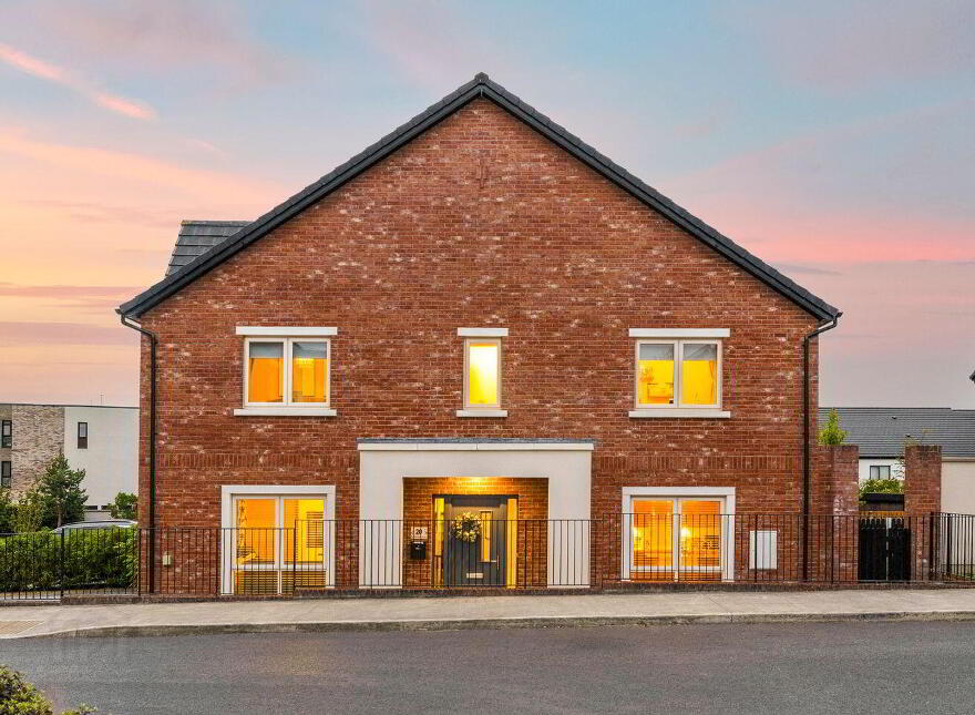 20 Whitethorn Place, Naas, W91E9TN