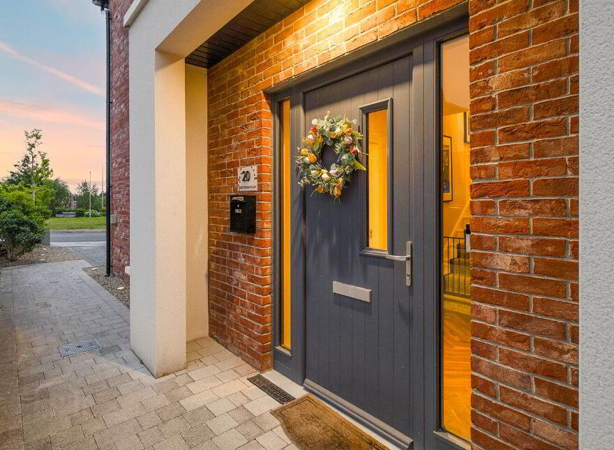 20 Whitethorn Place, Naas, W91E9TN