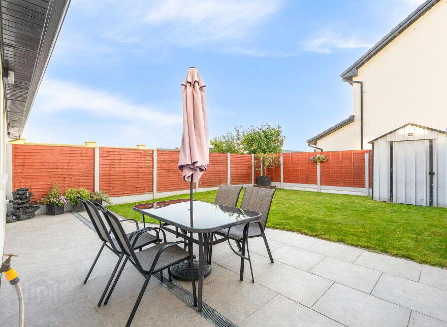 22 The Arches, Castle Farm, Naas, W91EFH4