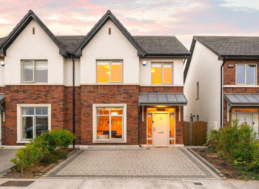 22 The Arches, Castle Farm, Naas, W91EFH4