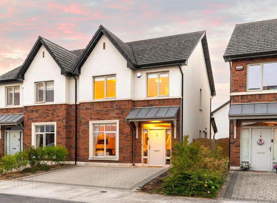 22 The Arches, Castle Farm, Naas, W91EFH4