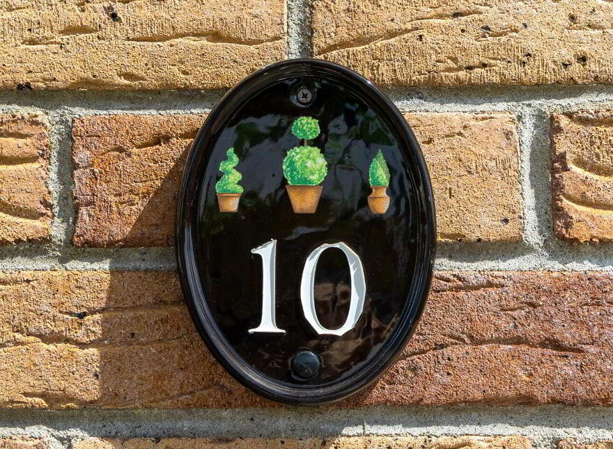 10 Kilbelin Close, Newbridge, W12KX82
