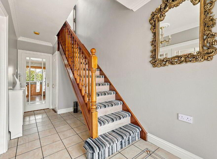10 Kilbelin Close, Newbridge, W12KX82