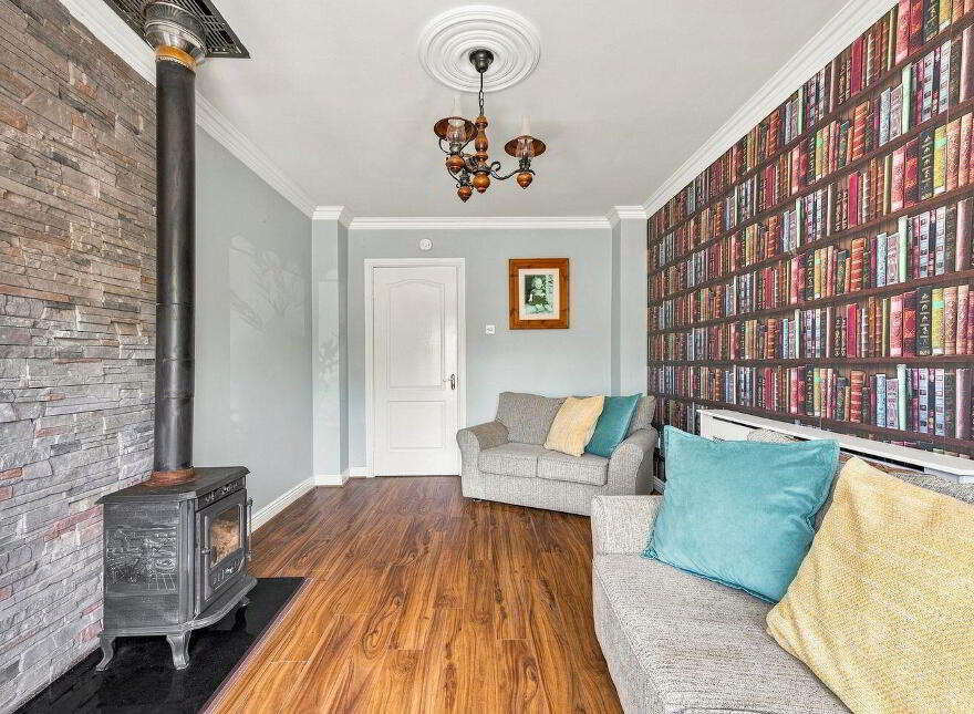 10 Kilbelin Close, Newbridge, W12KX82