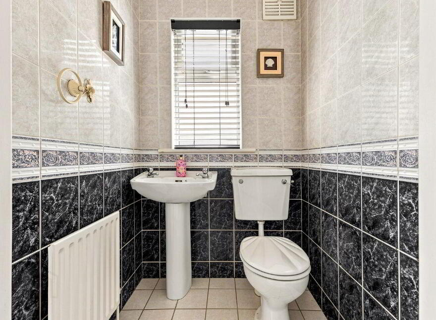 10 Kilbelin Close, Newbridge, W12KX82