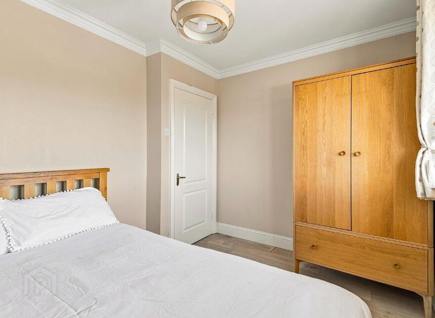 10 Kilbelin Close, Newbridge, W12KX82