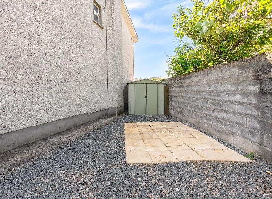 10 Kilbelin Close, Newbridge, W12KX82