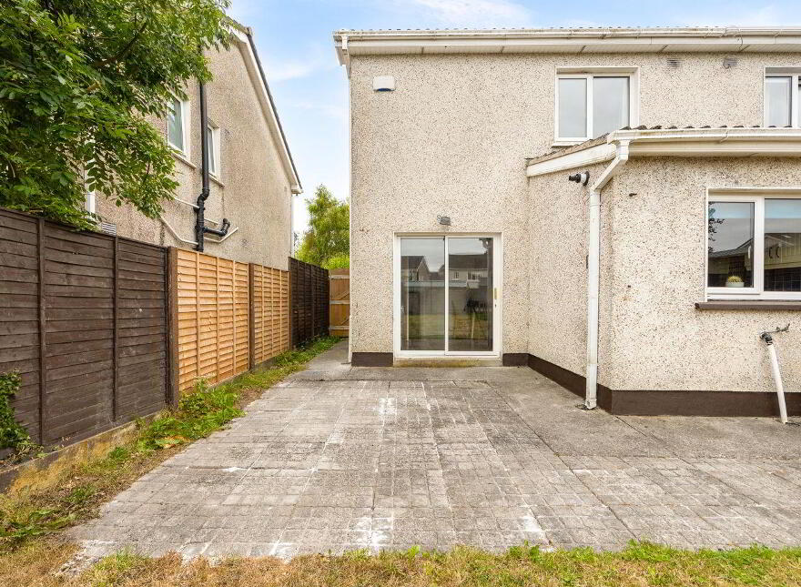 11 The Green, College Farm, Newbridge, W12H674