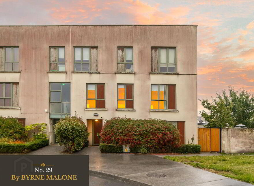 29 Lyons Avenue North, Newcastle, Newcastle, D22A0P2