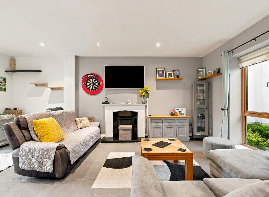 29 Lyons Avenue North, Newcastle, Newcastle, D22A0P2