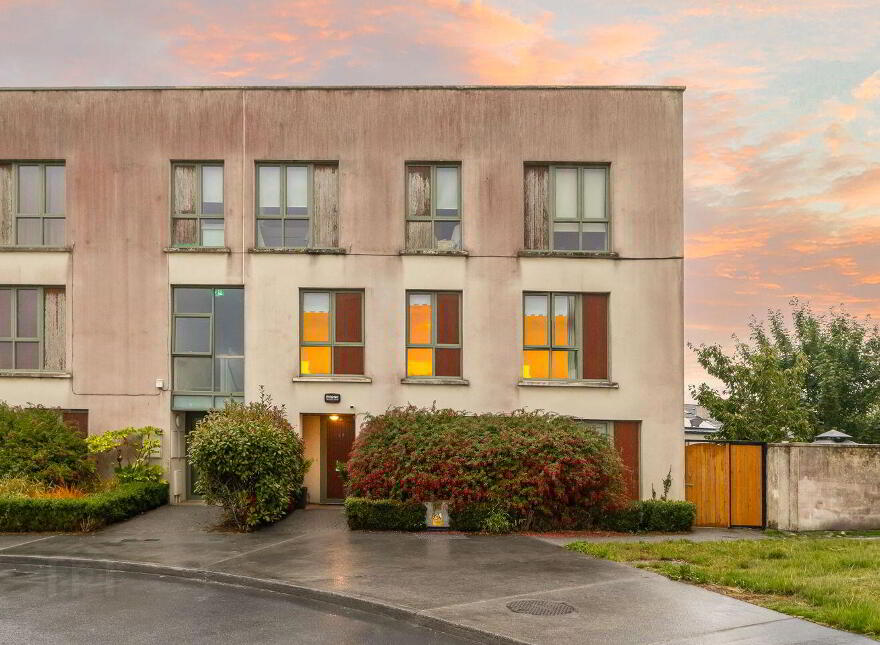29 Lyons Avenue North, Newcastle, Newcastle, D22A0P2