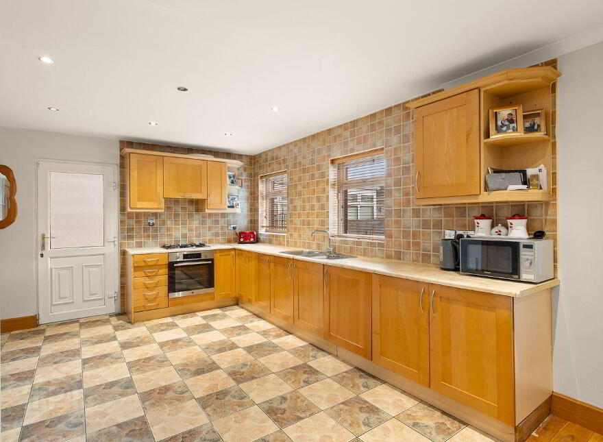 32 Delaford Drive, Knocklyon, Knocklyon, D16C9Y2
