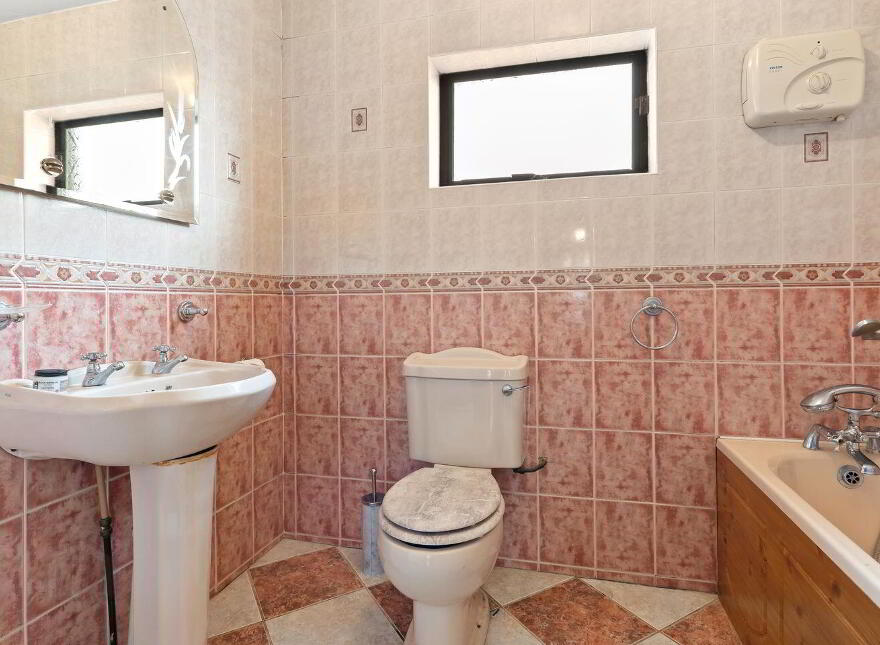 32 Delaford Drive, Knocklyon, Knocklyon, D16C9Y2