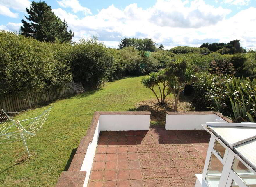 Lazy Acre, Roney Point, Ardamine, Gorey, Y25A273