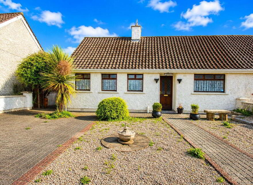 "Saint Martins", Coolattin Road, Carnew, Y14A625