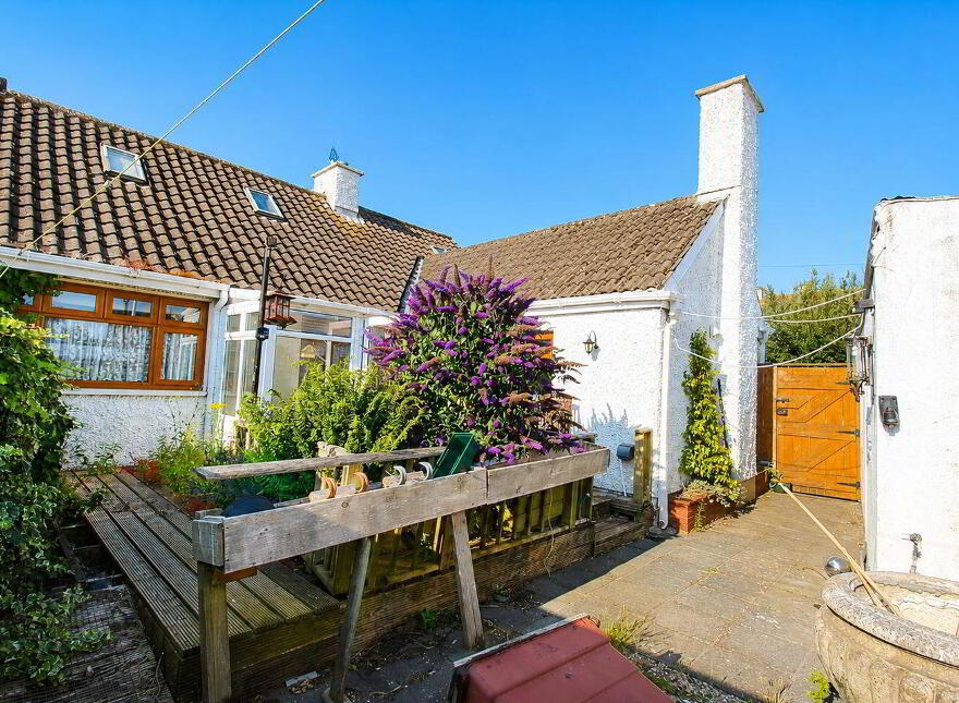 "Saint Martins", Coolattin Road, Carnew, Y14A625