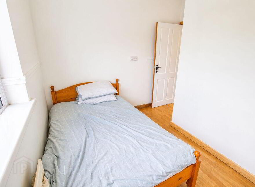Iona, 4 Woodlands, Courtown, Y25WN53