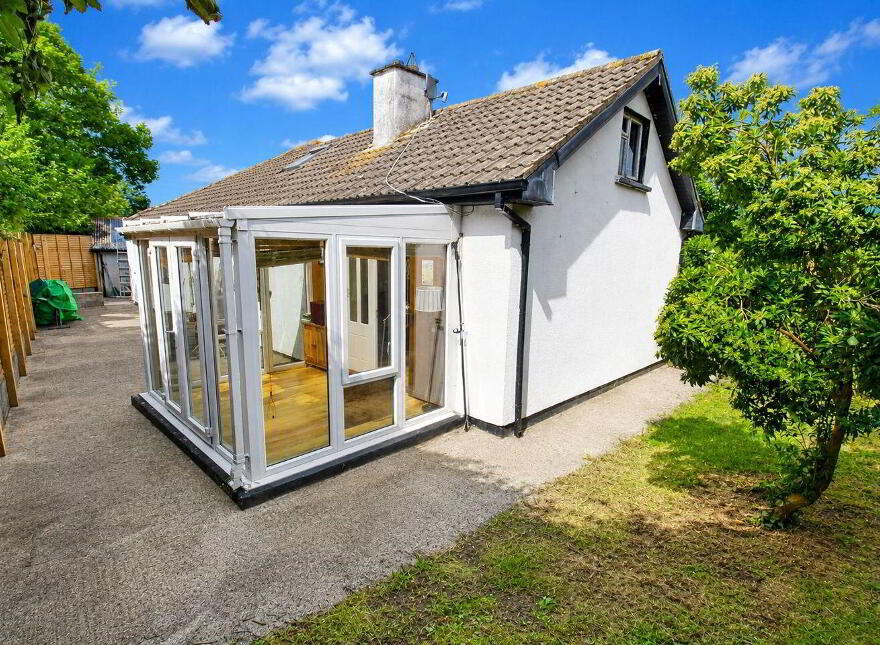 Iona, 4 Woodlands, Courtown, Y25WN53