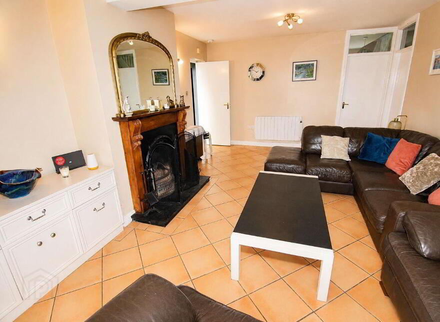 13 Forest Park, Courtown, Gorey, Y25NY61