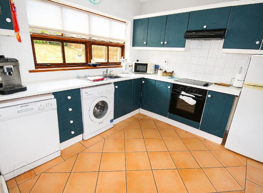 13 Forest Park, Courtown, Gorey, Y25NY61