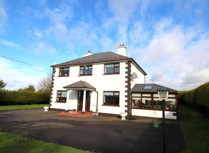 Avalon, Munny, Gorey, Y25Y223