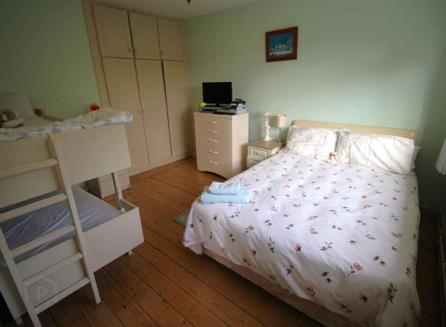 Avalon, Munny, Gorey, Y25Y223