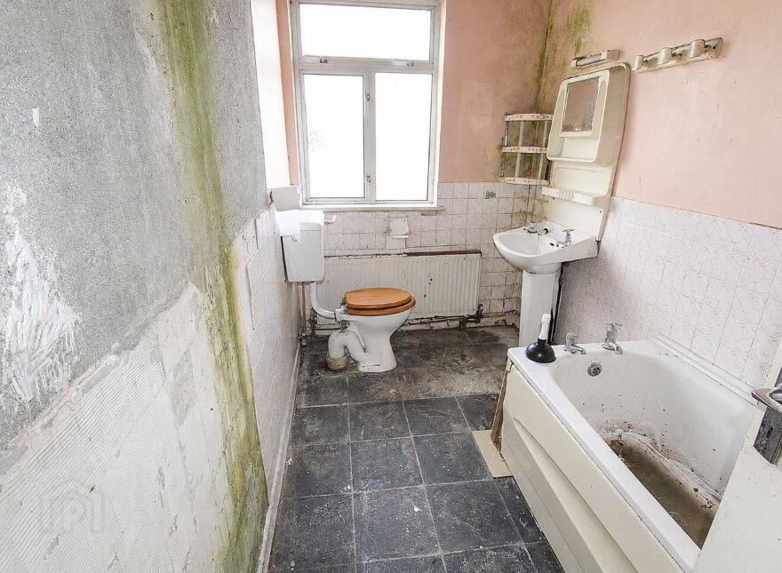 3 Croneyhorn Lower, Carnew, Y14P215