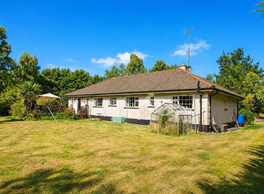 Journey's End, Mount Alexander, Gorey, Y25E300