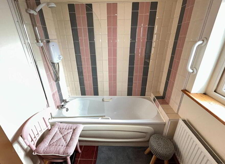 20 Cuirt Merriman, Ardnaculla, Ennistymon, V95Y922
