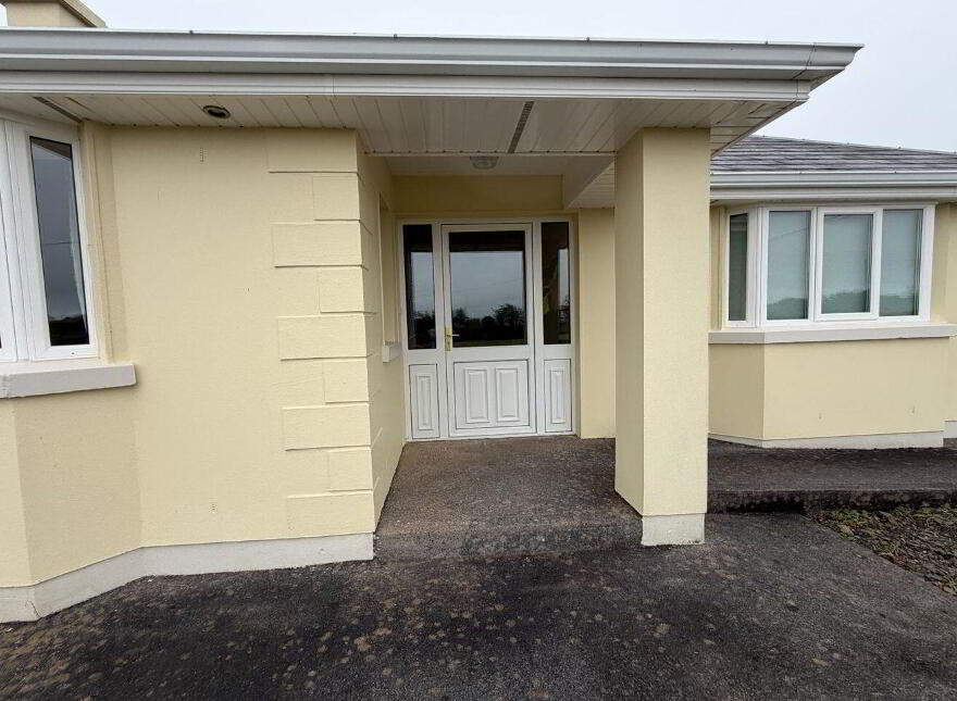 Illaunbaun, Lahinch, V95A078