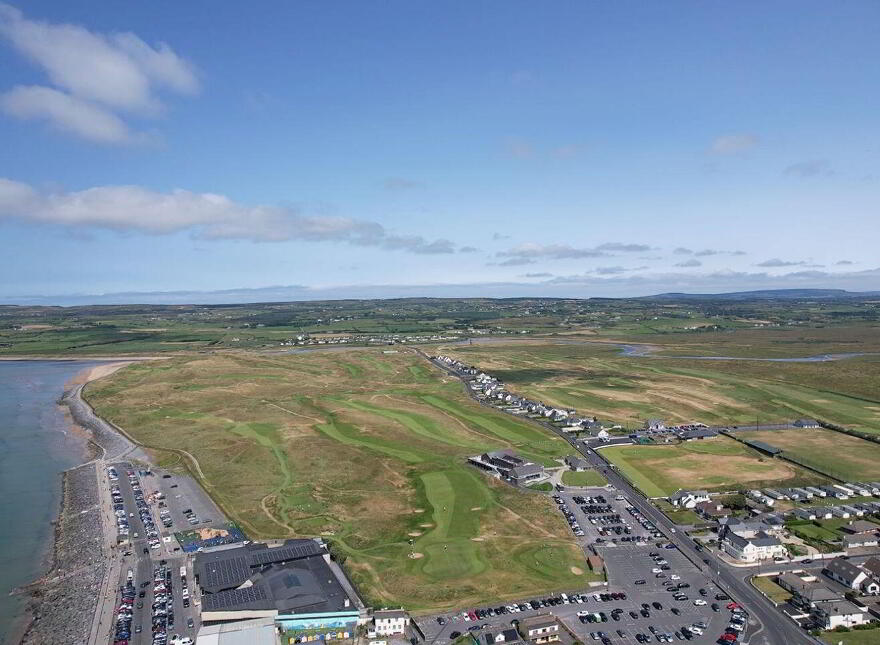 Saint Patrick's, Lahinch, V95H6T4