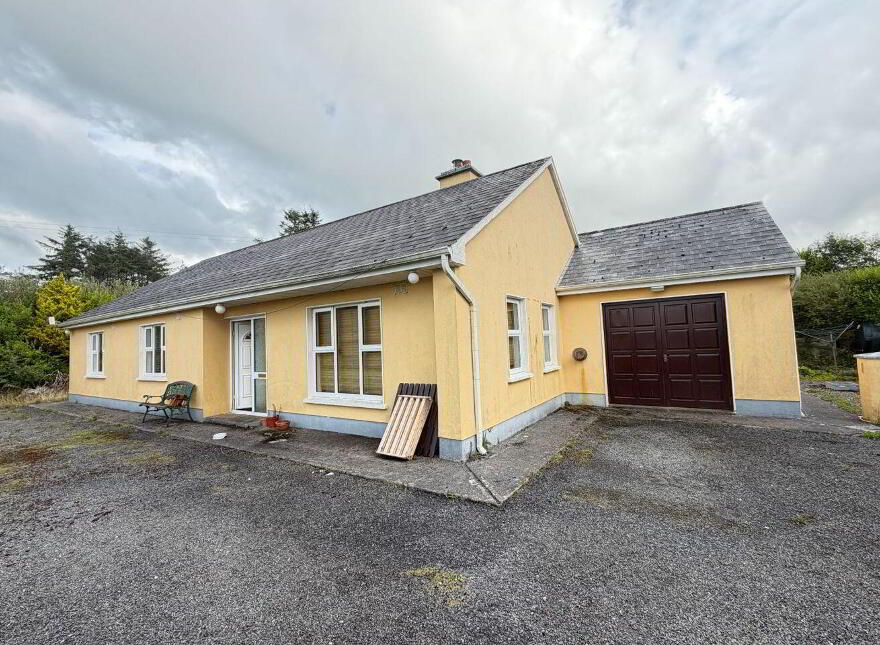 Knockaneden, Kilfenora, V95DX85 photo