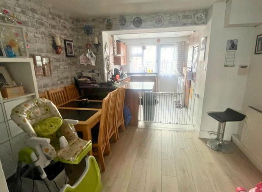 52 Hazelwood, Bray, A98K759