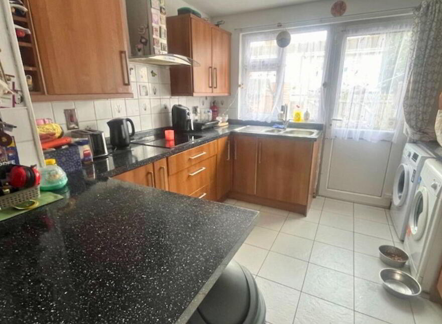 52 Hazelwood, Bray, A98K759